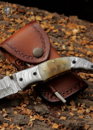 Handmade Damascus Steel Folding Blade Knife Ram Horn Handle